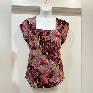 Style & Co multicolored top size 1X. Tie at back to add shape to waist line.